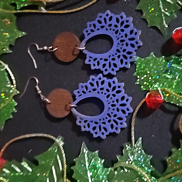 Purple 🎁 Wooden Bohemian Earrings - Picture 1 of 6